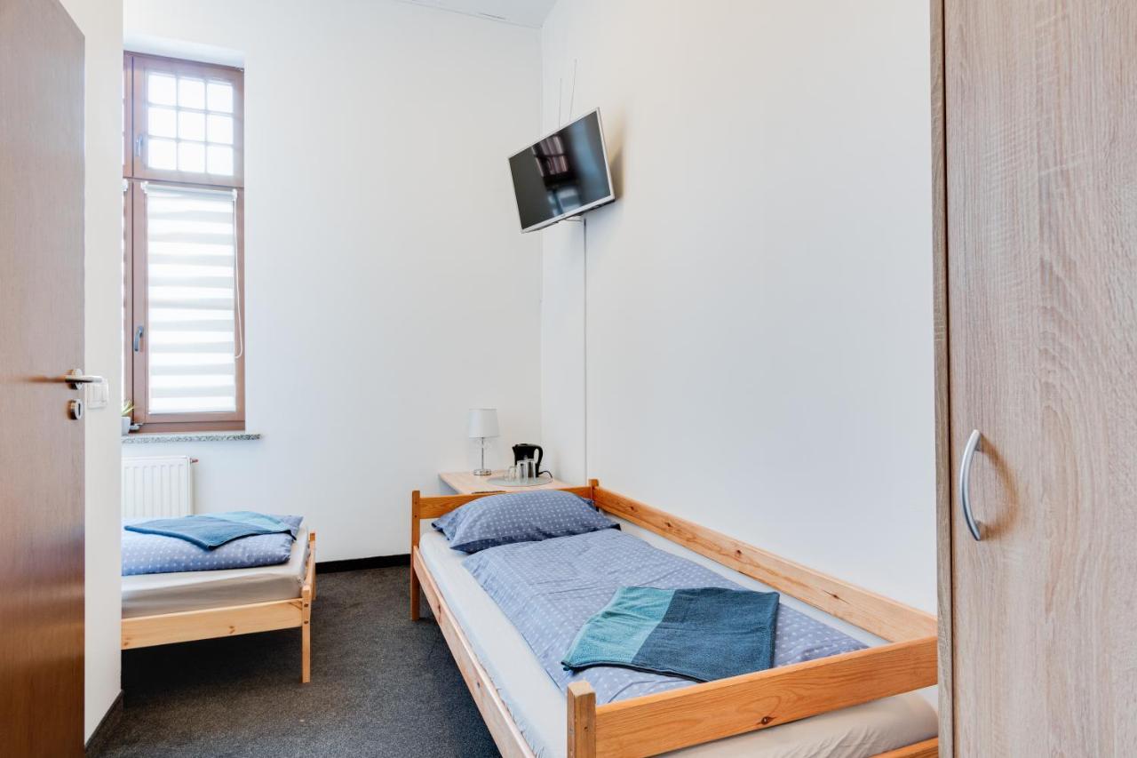Hostel Opole Glowne エクステリア 写真